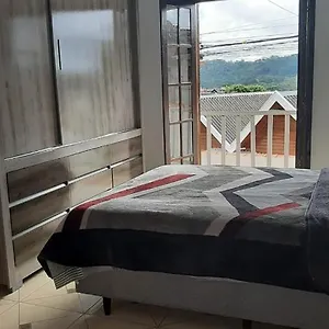 Casa de Férias Cantinho Do Nonô 3 Campos do Jordão